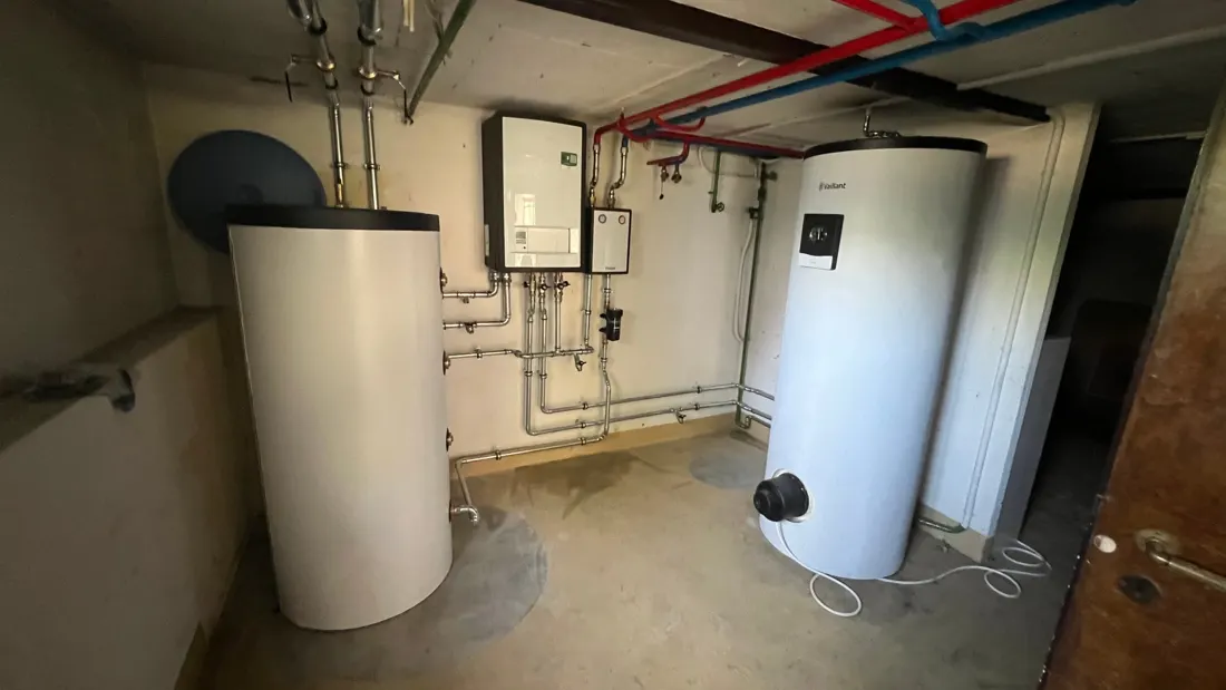Chaufferie avec module Vaillant, tampon et boiler